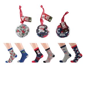 Kinder Weihnachts-Motiv-Socken für Jungen in einer Christbaum-Kugel